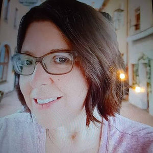 Meet your Posher, Leigh